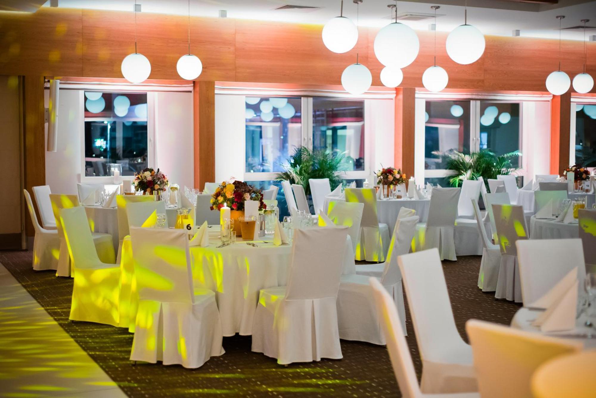 Hotel Platan グダニスク エクステリア 写真