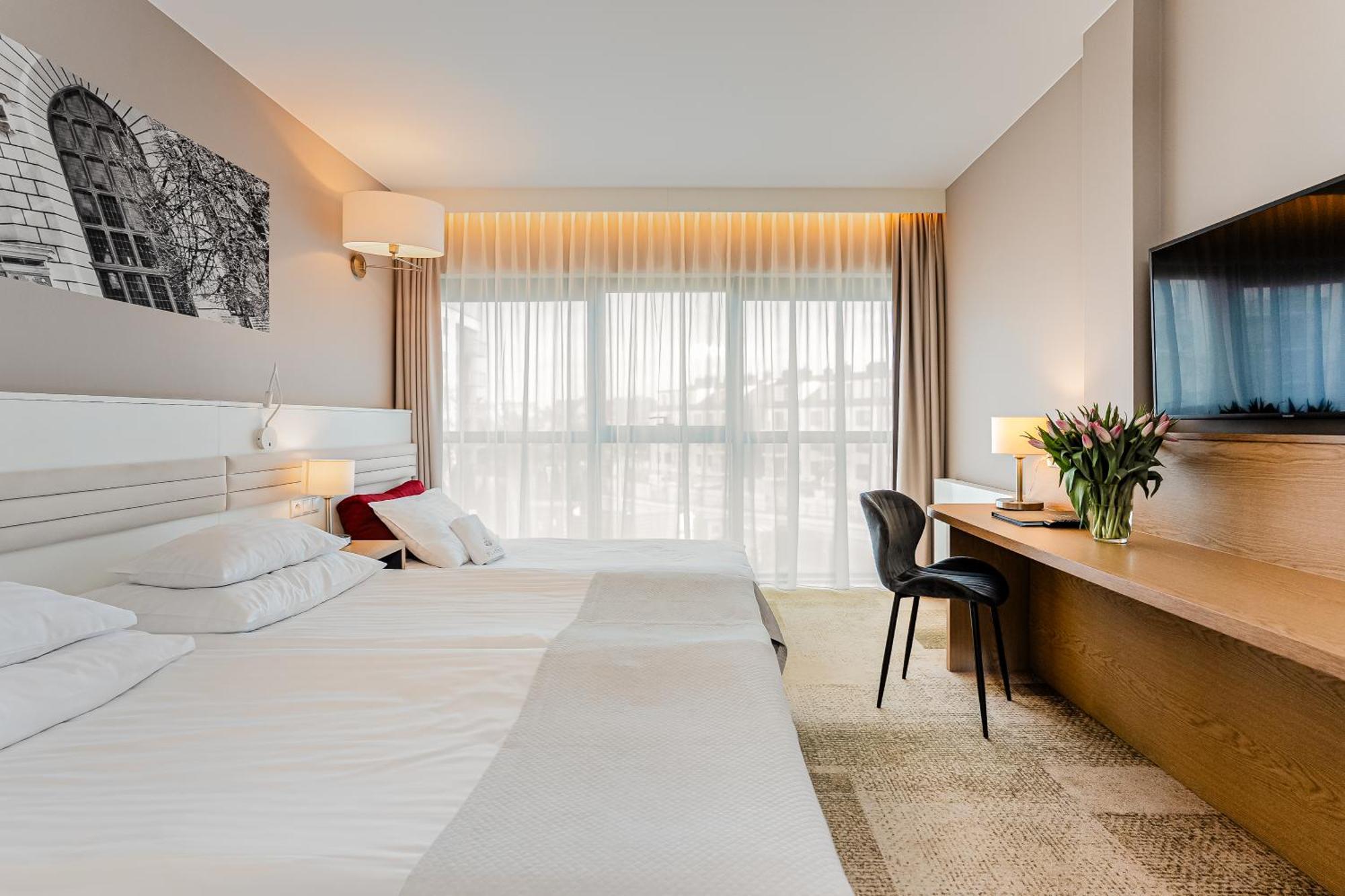 Hotel Platan グダニスク エクステリア 写真